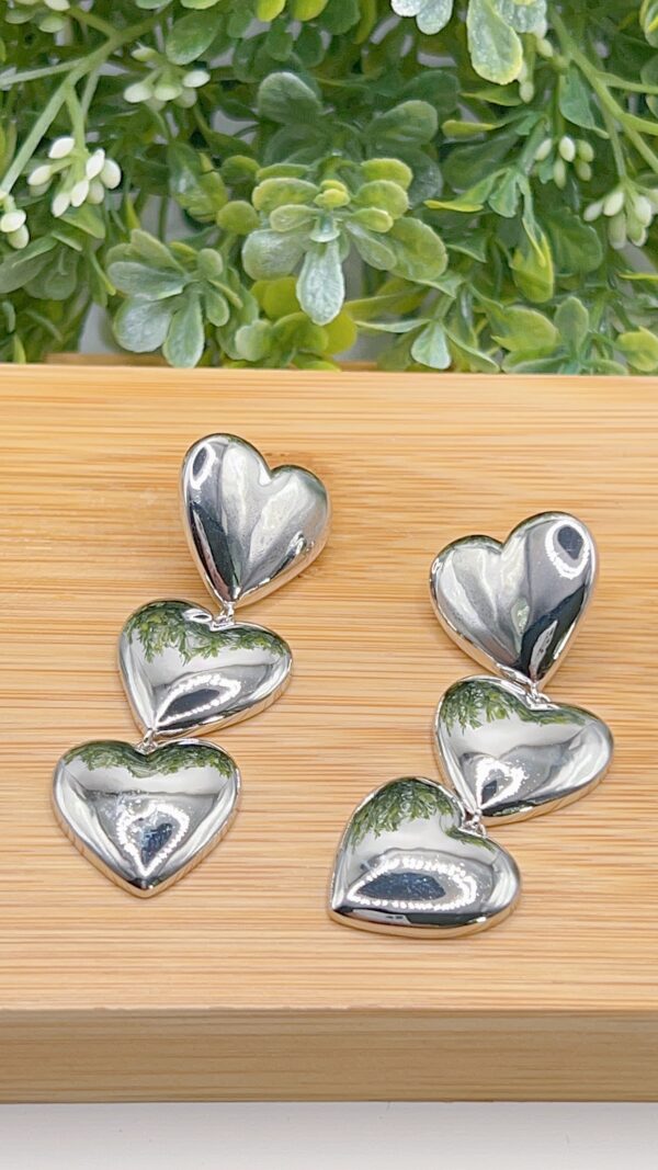 earring